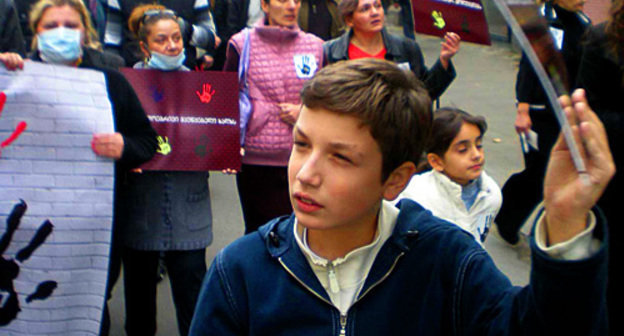 Rally of Georgian NGOs and opposition parties in memory of dispersal of the protest action on November 7, 2007. Georgia, Tbilisi, November 7, 2009. Photo by the "Caucasian Knot"