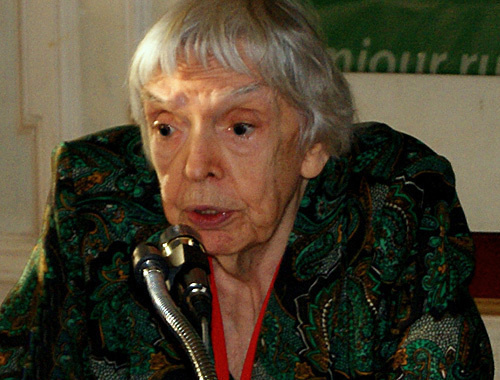 Liudmila Alekseeva speaking at the Conference "Situation with Mass Media and Civil Society in Northern Caucasus", Moscow, February 16, 2010.  Photo by the "Caucasian Knot"