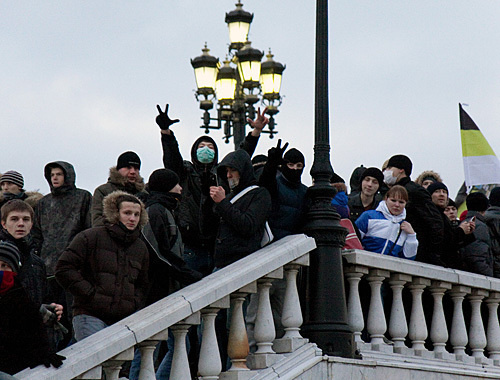 Participants of Yegor Sviridov's commemoration rally in Manege Square in Moscow, December 11, 2010. Photo by Yuri Timofeyev, www.flickr.com/photos/yuri_timofeyev 