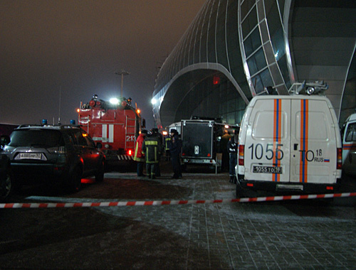 Cordoned area at the entrance to the Domodedovo Airport, January 24, 2011. Photo by the "Caucasian Knot"