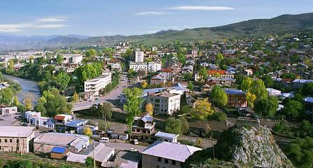 View over the city of Akhaltskha (Akhaltsikhe), administrative centre of the Samtskhe-Javakheti region in Georgia's south. Photo by Tatia Gogoladze, www.world66.com/europe/georgia/alkhatsikhe