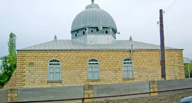 Mosque in the village of Sovietskoe, Magaramkent District of the Republic of Dagestan, May 15, 2011. Photo by the "Caucasian Knot"