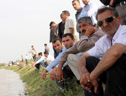 Azerbaijani villagers-victims of flooding. Sabirabad District, May 2010. Photo: Radio Azadlyg, www.azadliq.org