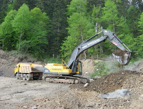 Destruction of natural landscapes at construction of Motorway Guzeripl-Lagonaki Upland, 2009. Photo by Andrei Rudomakha, Ecological Watch for Northern Caucasus (ewnc.info)