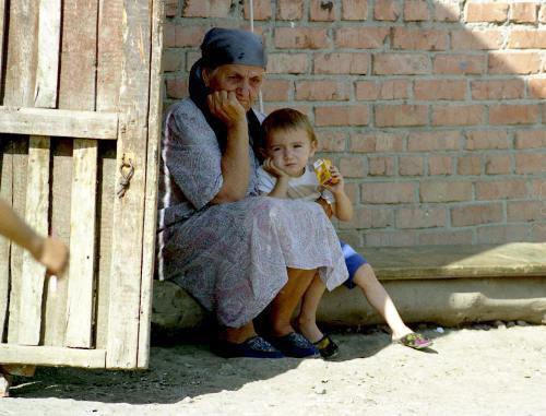 Forced migrants who lost their homes in warfare in Chechnya at the TAC (temporary accommodation centre). Photo by the "Caucasian Knot"