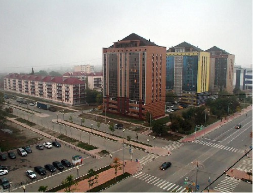 Akhmat Kadyrov Avenue in Grozny, September 2010. Photo from http://macos.livejournal.com