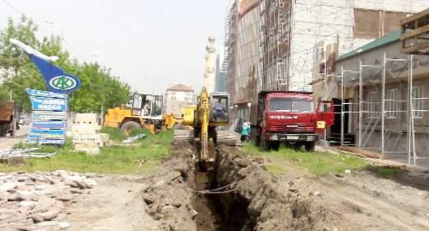 Reconstruction of Akhmad Kadyrov Avenue in Grozny. Photo from the website of the Ministry for Housing and Municipal Facilities of the Chechen Republic (http://mgkhs.ru)