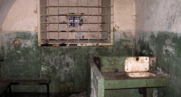 Prison cell. Photo by http://izkolonii.ru