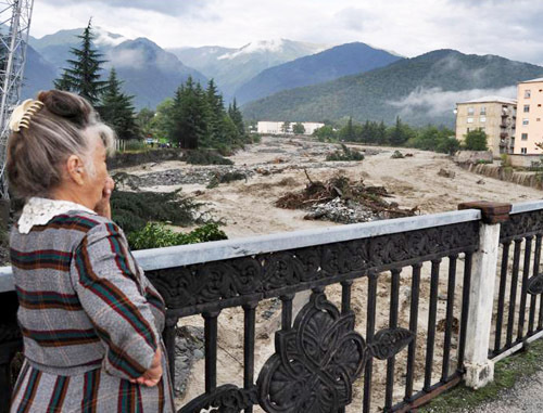 Local resident examines flood consequences in Lagodekhi, Kakheti Region, Georgia, August 2011. Photo: ick.ge