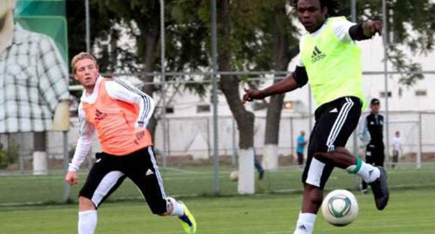 Players of the "Terek" FC Jonathan Legear and Herve Xavier Zenge in practice at the "Ramzan" Football Academy, Chechnya, Grozny, September 10, 2011. Photo: fc-terek.ru