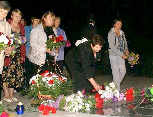 Commemoration Day of victims of terror act on September 16, 1999, Rostov Region, Volgodonsk, September 16, 2011. Courtesy of the press service of the Volgodonsk City Administration