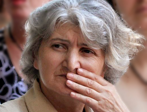 Participant of the rally of refugees evicted from the "Abkhazia" Hotel at the Ministry for Refugees' Matters and Accommodation in Tbilisi, August 10, 2011. Courtesy of the Georgian Service (RFE/RL)