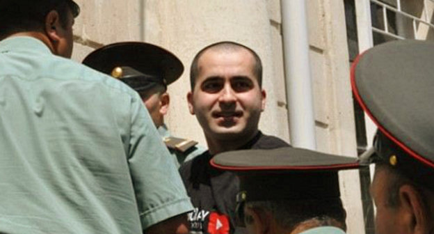 Arrested activist Bakhtiyar Gadjiev (centre), Baku, April 20, 2011. Courtesy of irfs.az