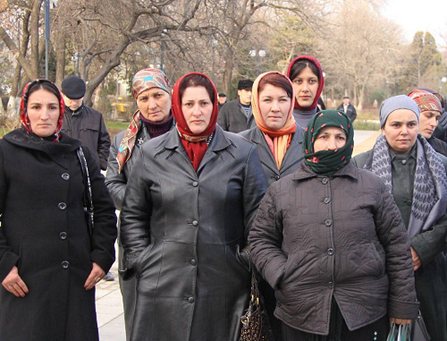 Residents of the village of Khrakh-Uba at the rally on February 8, 2011, in Makhachkala. Photo by Anvar Kurbanmagomedov, http://xpax.info