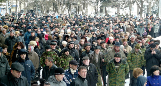 Rally for consolidation of society in Theatre Square in Tskhinvali, February 9, 2012. Photo by Maria Kotaeva for the "Caucasian Knot"