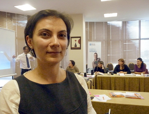 Lilith Kalantaryan, who is in charge of British Council's programmes, at the training session for women-candidates for MPs; Yerevan, April 4, 2012. Photo by Armine Martirosyan for the "Caucasian Knot"