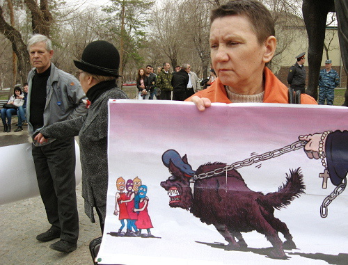 Volgograd, April 7, 2012, picket in support of Pussy Riot girls-activists. Photo by Vyacheslav Yaschenko for the "Caucasian Knot"