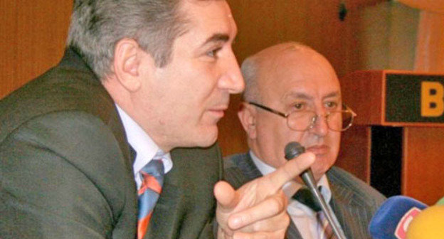 On the left – Nushiravan Magerramli, Chairman of the National Television and Radio Board of Azerbaijan. Courtesy of the IA "Turan"