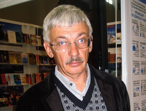 Oleg Orlov at the booth "Human Rights" at the 25th Moscow International Book Fair; September 6, 2012. Photo by Oleg Krasnov for the "Caucasian Knot"