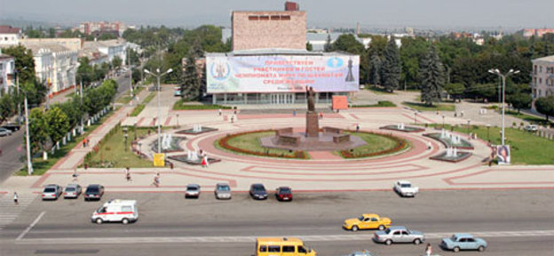 Nalchik, the capital of Kabardino-Balkaria. Photo by www.chessbase.com