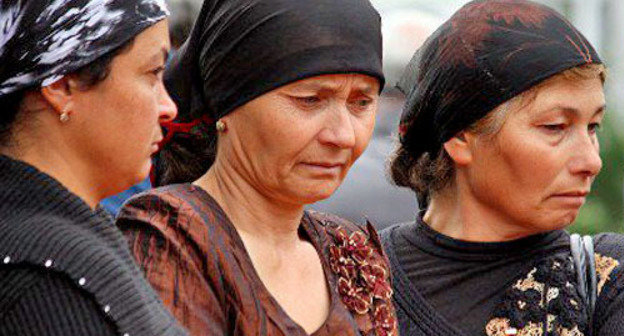 Relatives of law enforcers who perished in the militants' attack on Nalchik; Kabardino-Balkaria, October 13, 2011. Courtesy of the http://kbr-time.ru