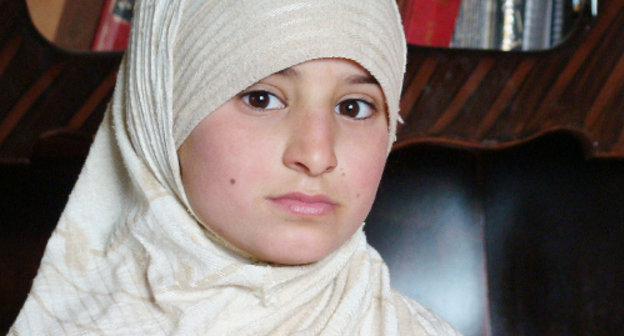 A girl wearing hijab. Photo by Raduan, http://www.flickr.com/photos/alsalam/2331475141