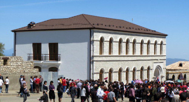 Building of the Arts Centre in Shushi; in the 19th century it housed the printing house of the Armenian Spiritual Inspection; Nagorno-Karabakh, May 3, 2013. Photo by Alvard Grigoryan for the "Caucasian Knot"