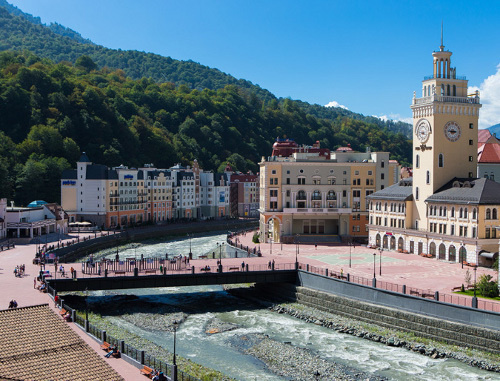 "Rosa Khutor" Resort hotels. Sochi, Adler District. September 2013. Photo: GK ‘Olympstroi’, http://sc-os.ru/ru/press/photo/#sport_objects/glk_rosa_khutor/