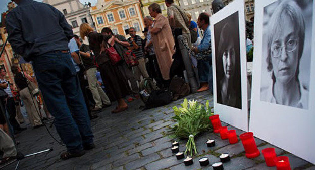 Commemoration evening dedicated to the memory of Natalya Estemoriva, Prague, the 22d of July, 2009. Photo by http://picasaweb.google.cz/provozucet