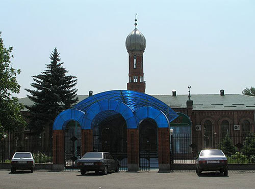 Ingushetia, Nazran. Photo by www.venividi.ru/user/183, Artem Rusakovich