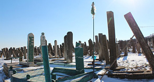 Cemetary in Derbent. Photo: http://haqqin.az/news/37211