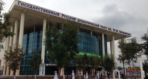 The building of the Nuradilov National Drama Theatre. Photo by Akhmed Aldebirov for the "Caucasian Knot"