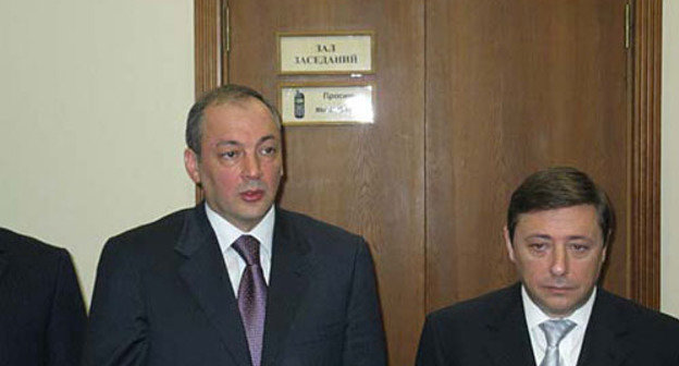 Magomedsalam Magomedov (left). Photo by the "Caucasian Knot"