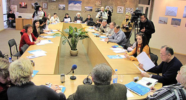 Press-conference in Donskaya state public library of Rostov-on-Don, February 18, 2010. Photo by the "Caucasian Knot"