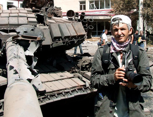 Square in Tskhinvali, August 12, 2008. Photo by Alexander Kovylkov, participant of the second photo contest of the "Caucasian Knot"  