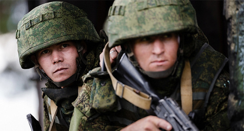 Members of the Russian armed forces during exercises. Photo: http://мультимедиа.минобороны.рф/multimedia/photo/gallery.htm?id=25291@cmsPhotoGallery