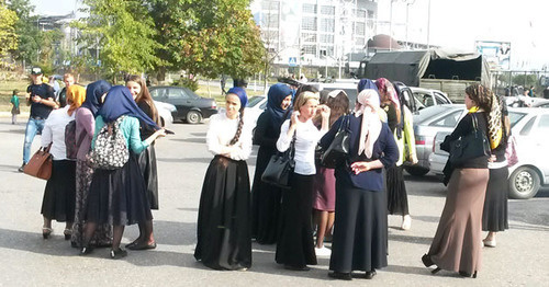 Participants of the festive event gather at "Akhmat-Arena" stadium, October 7, 2015. Photo by the ‘Caucasian Knot’ correspondent. 