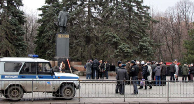 Rally of deceived housing interest-holders. Rostov-on-Don, Bolshaya Sadovaya Street, March 11, 2010. Photo by the "Caucasian Knot"