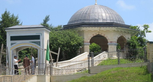 The Khedi-ziyart, Kunta-haji's mother, Chechnya. http://www.adminvedeno.ru/ziarat_hedi_materi_kunta_hadzhi.html