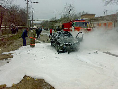 The place of terror act in Kizlyar, March 31, 2010. Photo by press-service of the Ministry for Emergencies of Dagestan