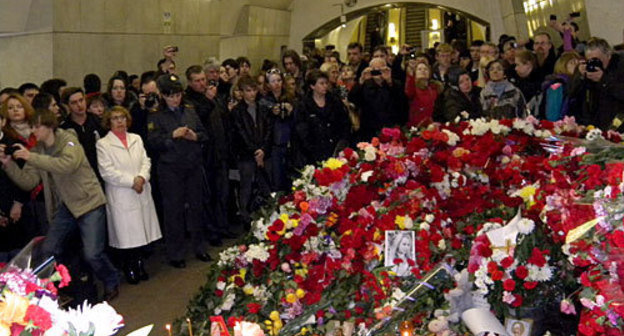 Moscow, downstairs at Lubyanka metro station, evening March 30, 2010. Photo by the "Caucasian Knot"