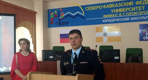 Police representatives meet with students of North-Caucasian University. Photo: http://news.1777.ru/22641-policeyskie-skfo-vstretilis-so-studentami-severo-kavkazskogo-universiteta.html