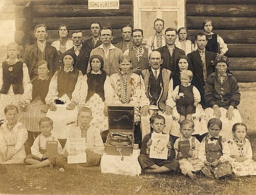 Jehovah's Witnesses in 1920s in USSR. Photo by www.historyjw.com