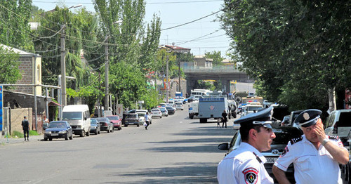 Policemen, Yerevan, July 17, 2016. Photo by Tigran Petrosyan for the ‘Caucasian Knot’. 