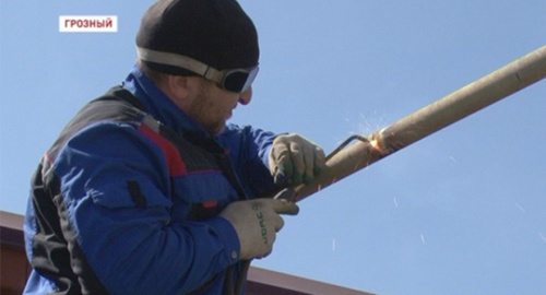 A welder. Photo: grozny.tv