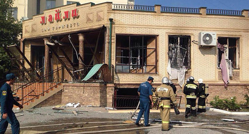 MfE officers at the site of the gas explosion in Makhachkala. Photo: Bashir Aliev