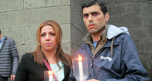 The participants of the mourning rally in memory of the soldiers and officers killed in Nagorny Karabakh. Yerevan, April 10, 2016. Photo by Tigran Petrosyan for the "Caucasian Knot"