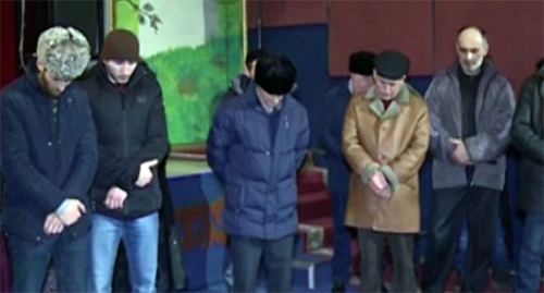 Militants' relatives. Photo: http://grozny.tv