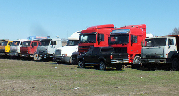 Camp of Dagestani truck drivers protesting against 'Platon'. Photo by Patimat Makhmudova for the 'Caucasian Knoy'. 