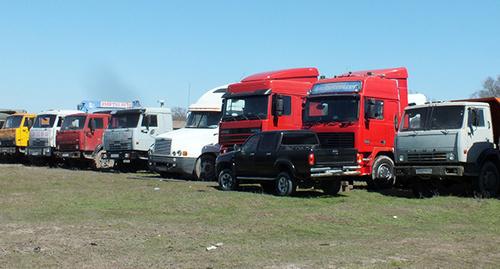 Camp of Dagestani truck drivers protesting against 'Platon'. Photo by Patimat Makhmudova for the 'Caucasian Knoy'. 